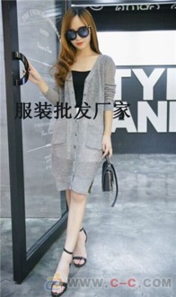 韓版針織外套與寬松大版開衫 秋季女裝跑量批發(fā)指南